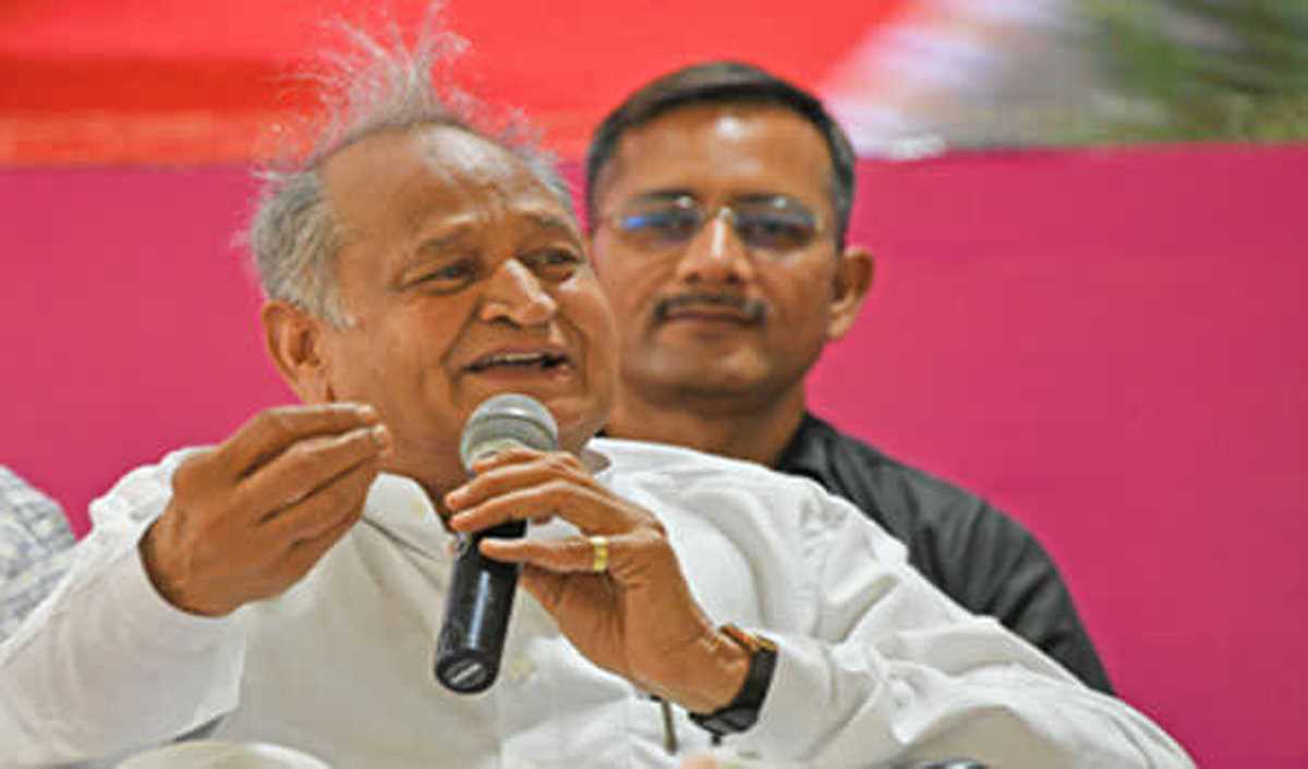 मणिपुर के प्रति केन्द्र की मोदी सरकार गंभीर नहीं : गहलोत